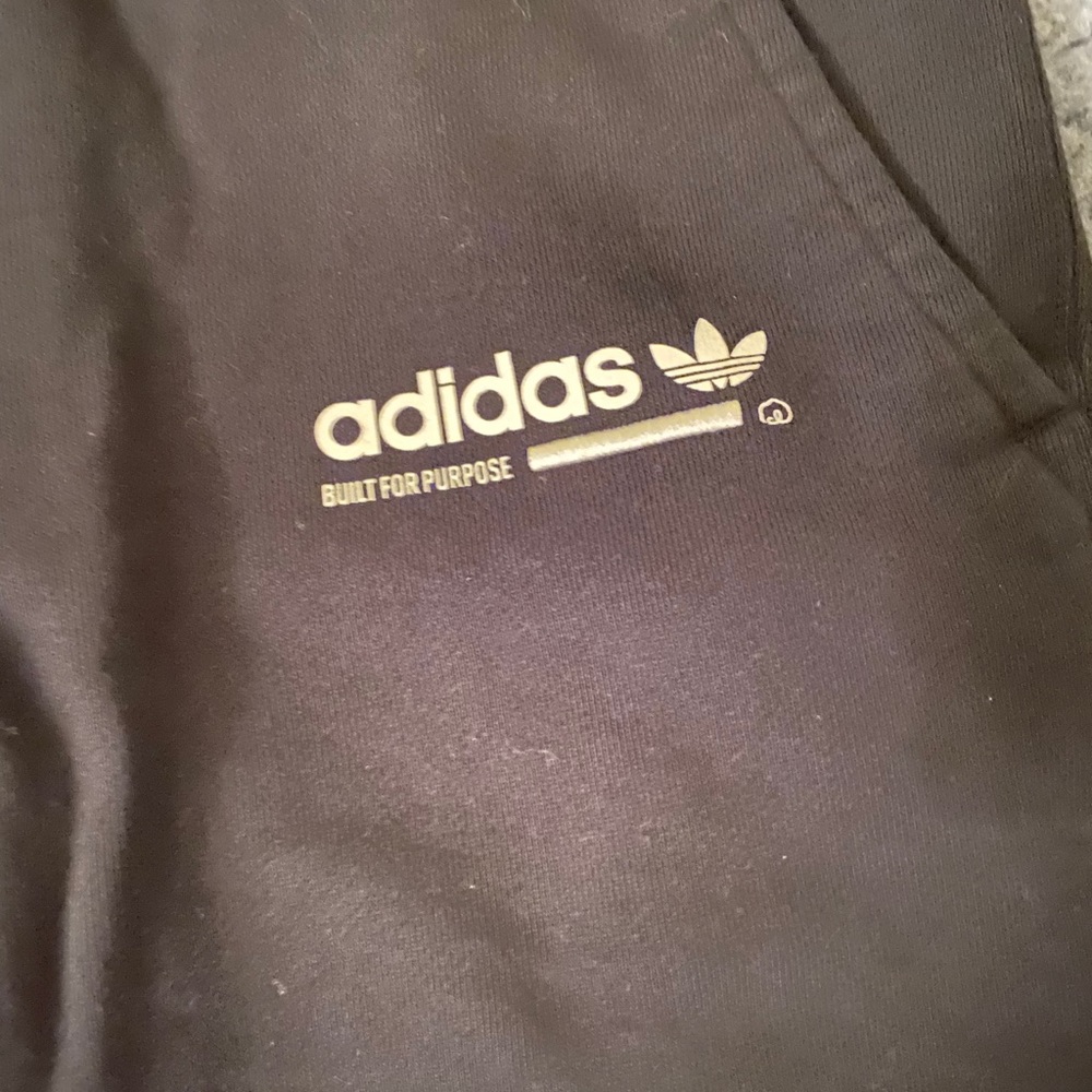 Adidas XS sweatpants - Picture 2 of 3